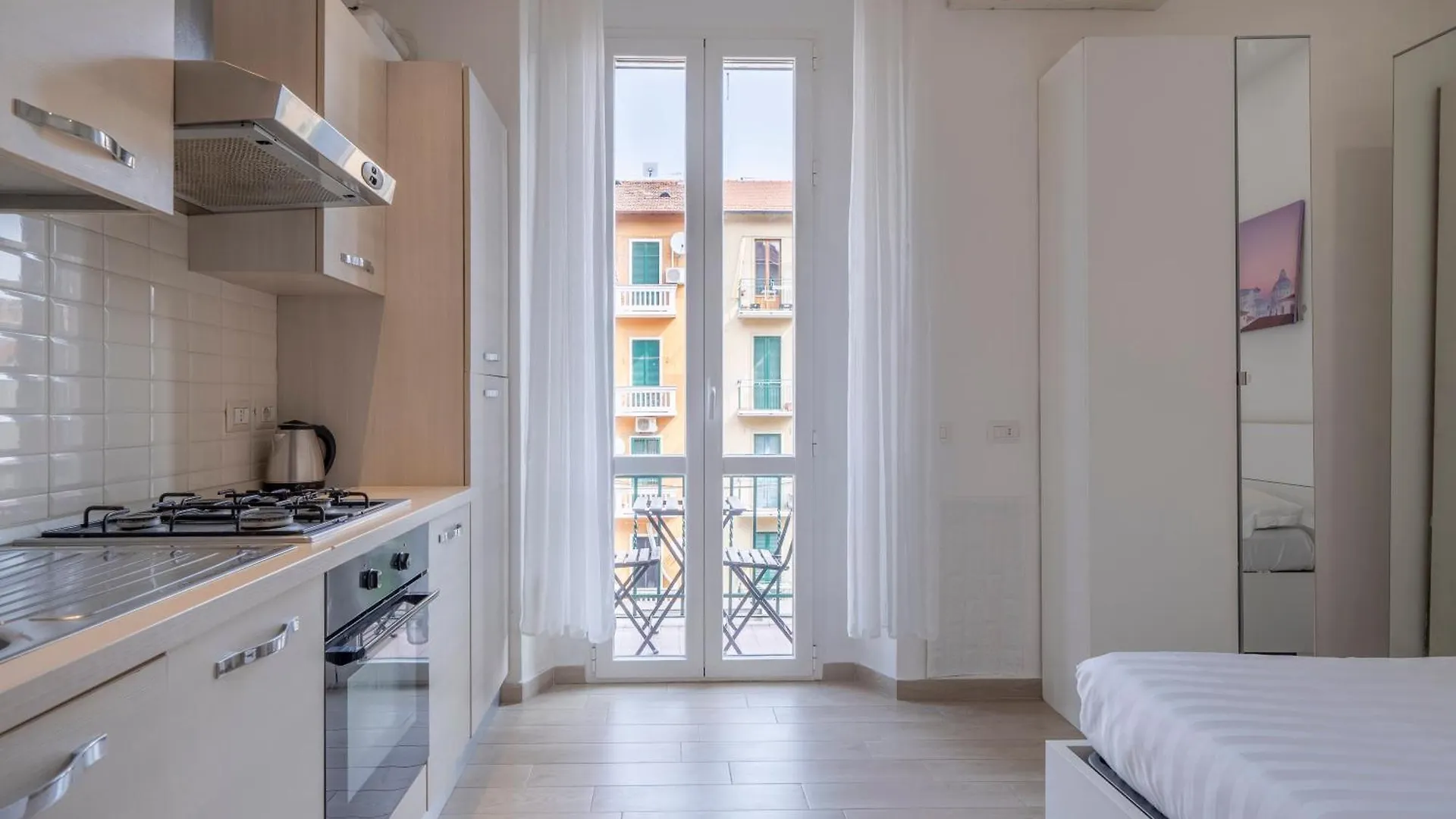 Milan Napoli Apartment