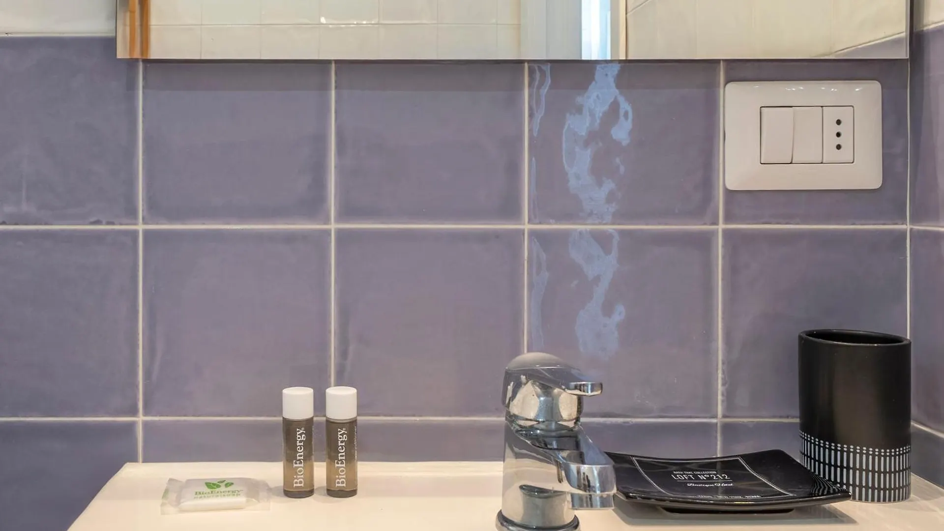 Milan Napoli Apartment イタリア